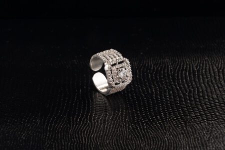 Solitaire styled AD ring