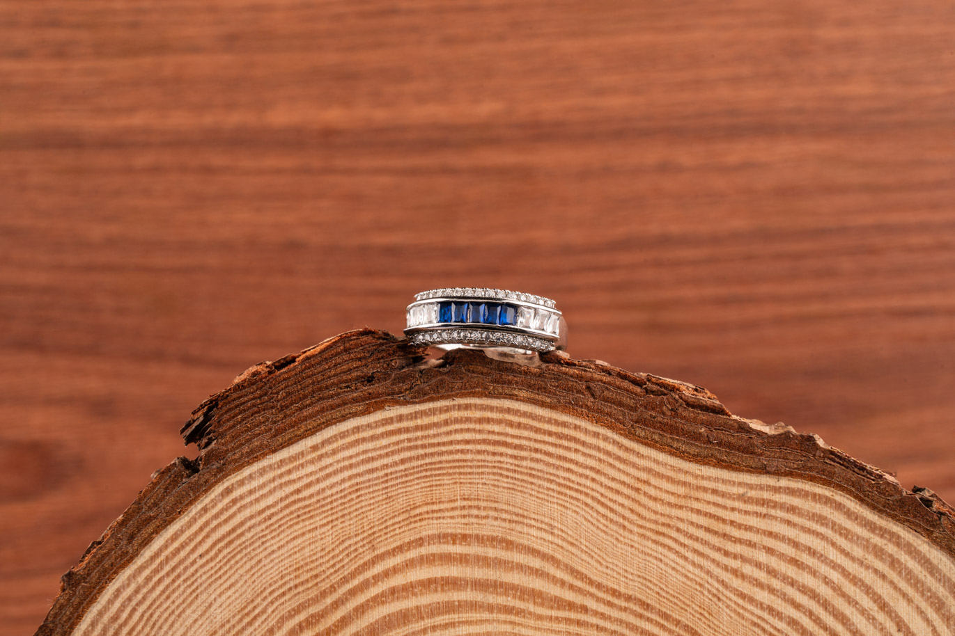 Band Style AD adjustable Ring with Blue Gem