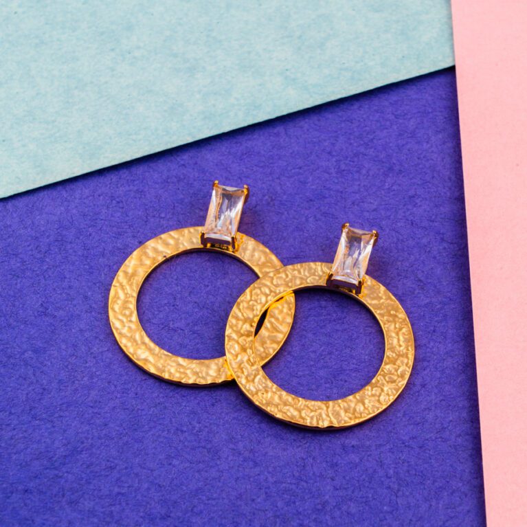 Square AD with Round Gold Minimal Earings