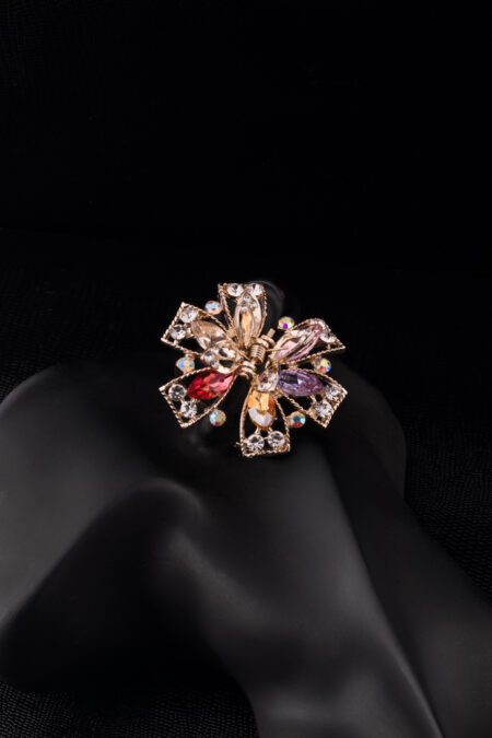 Multi Crystals on Golden Ribbon Style Clutcher