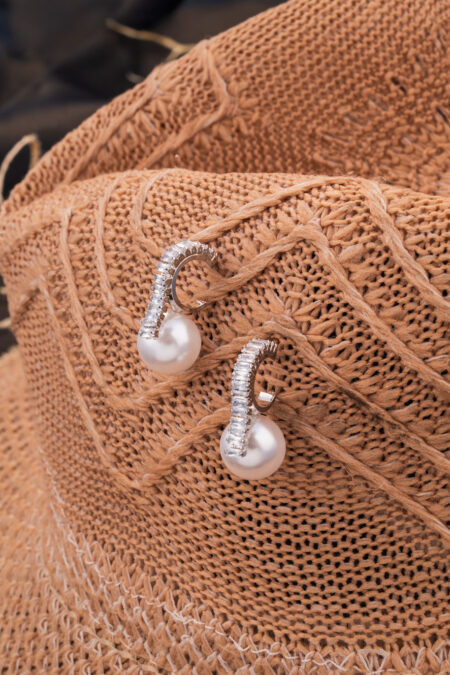 Radiant Pearl Elegance Earrings