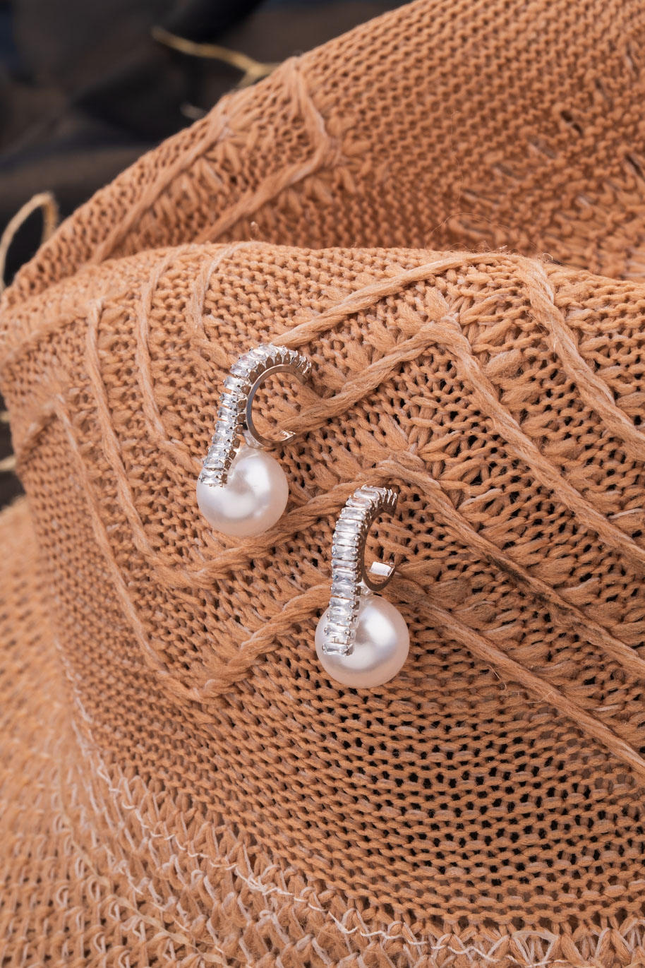 Radiant Pearl Elegance Earrings