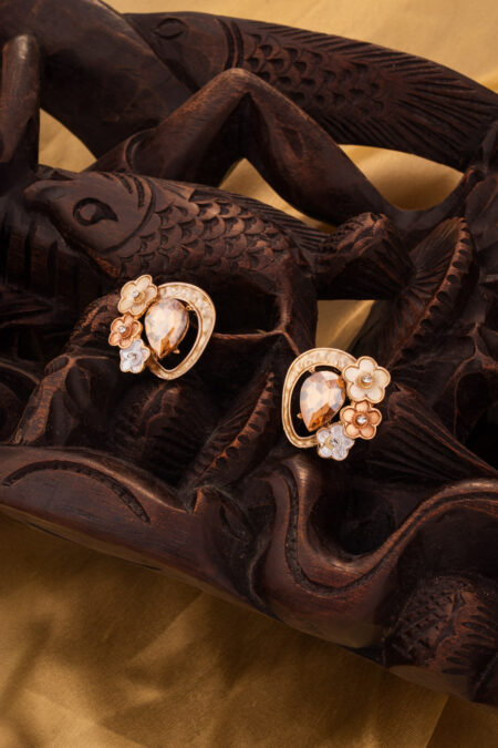 GOLDEN BLOSSOM GLOW EARRINGS